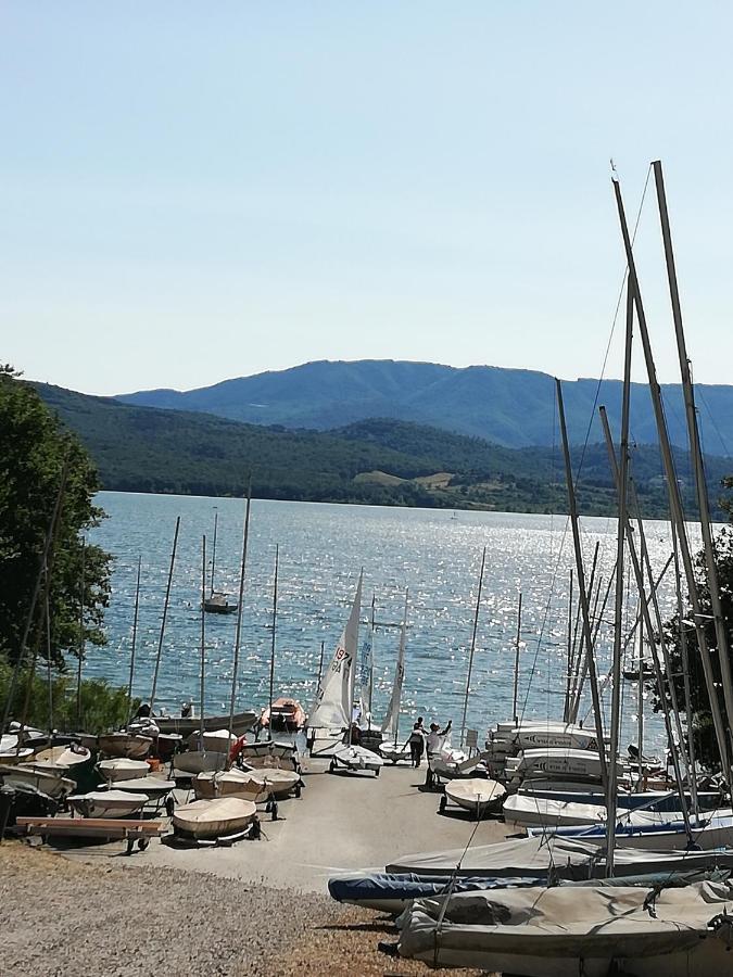 Il Lago Del Mugello B&B Barberino di Mugello Eksteriør bilde
